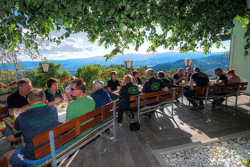 Gasthof-Pension Oelberger Wolfsberg Extérieur photo